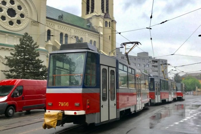 S rekonštrukciou električkovej trate pri Blumentáli čoskoro začnú, v rovnaký deň začnú premávať aj električky do Rače