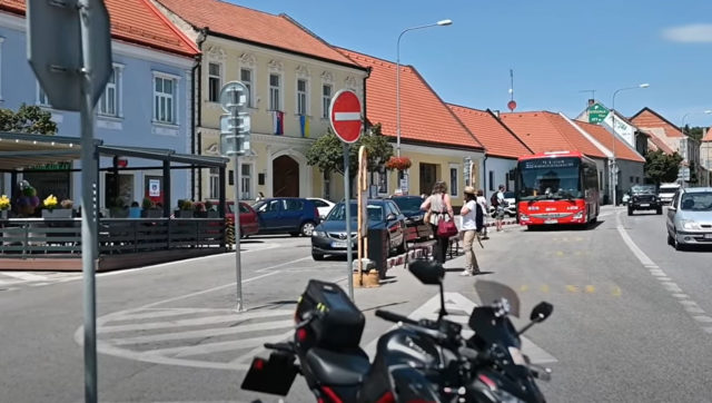 Mikroregión Malokarpatska sa dočká dopravného riešenia, odbremeniť by ho mal veľký obchvat