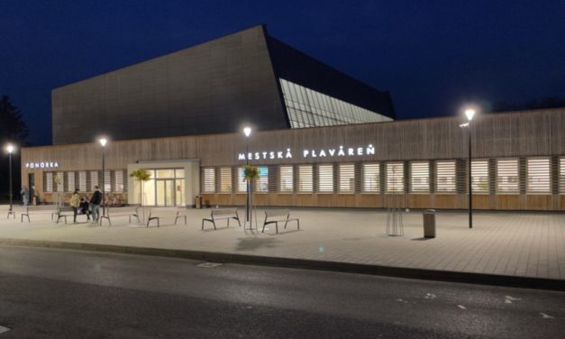 Rekonštrukcia chátrajúcej plavárne v Trebišove vdýchla objektu nový život