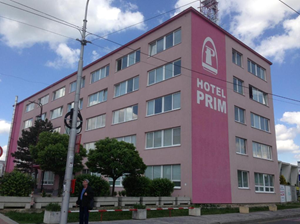 Ubytovanie pre pracovníkov v Bratislave: znížte náklady a zvýšte výkon tímu s Hotelom PRIM