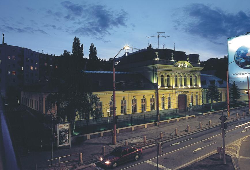 Pozemné stavby a budovy – komplexná realizácia stavebných projektov